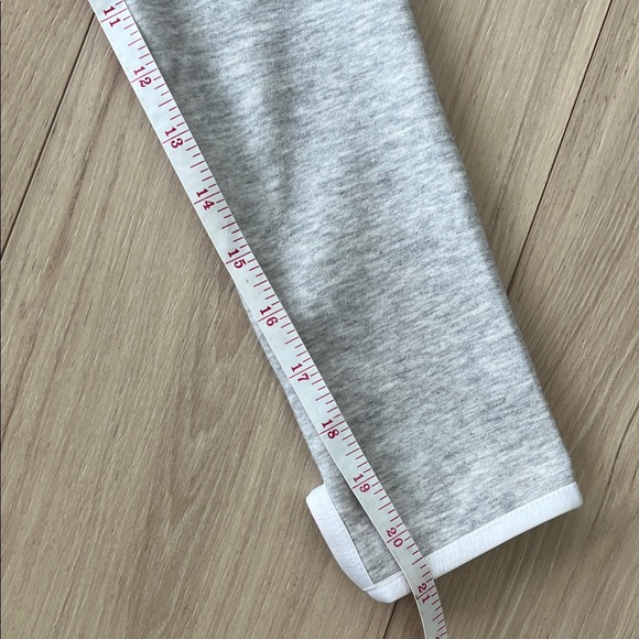 NIKE TECH FLEECE MOTO CAPE FULL ZIP WOMEN'S JACKET - Picture 11 of 11